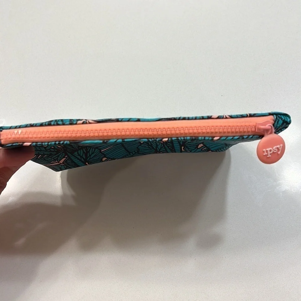 Ipsy Tropical Print Everyday Essentials Cosmetics Bag